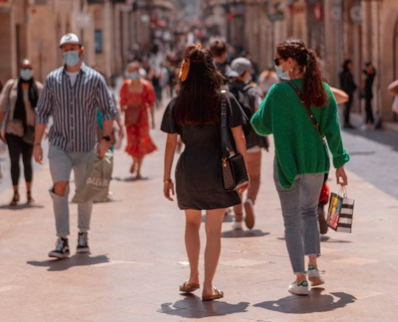 mascherine obbligatorie all'aperto e novità